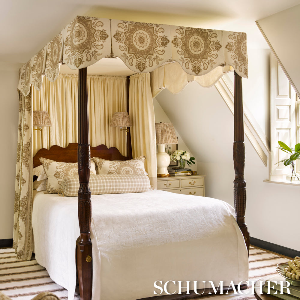 Montecito Medallion | Neutral