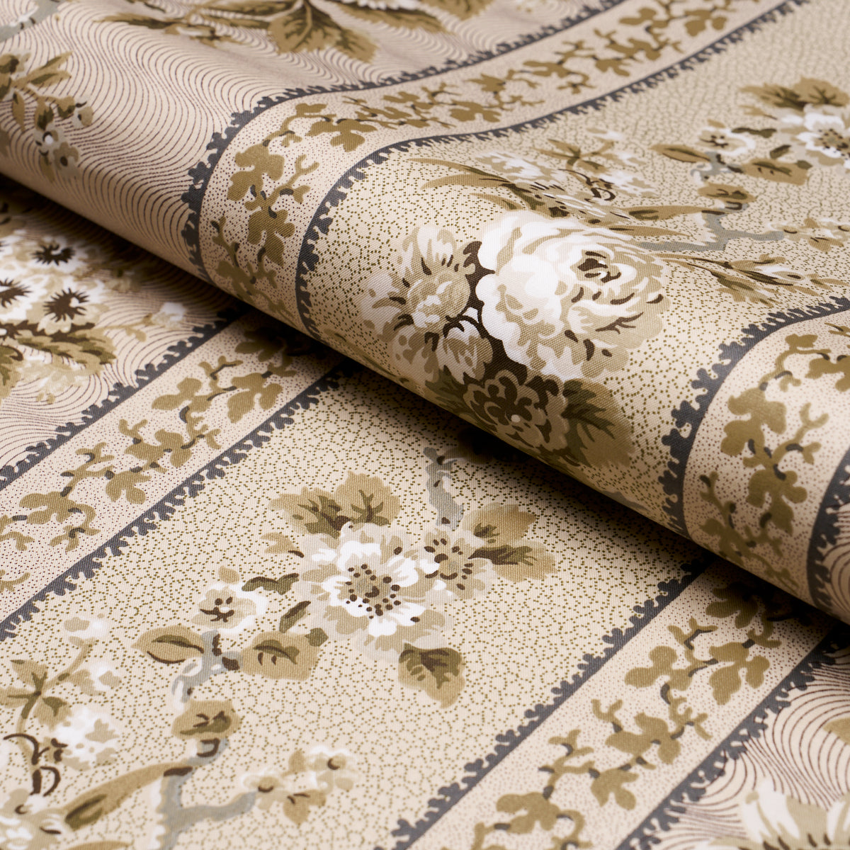 ELIZABETH CHINTZ | Neutral