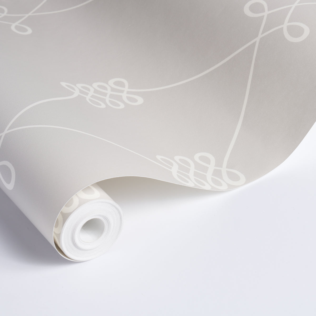 NICOLETTA | BIANCO SU GRIGIO