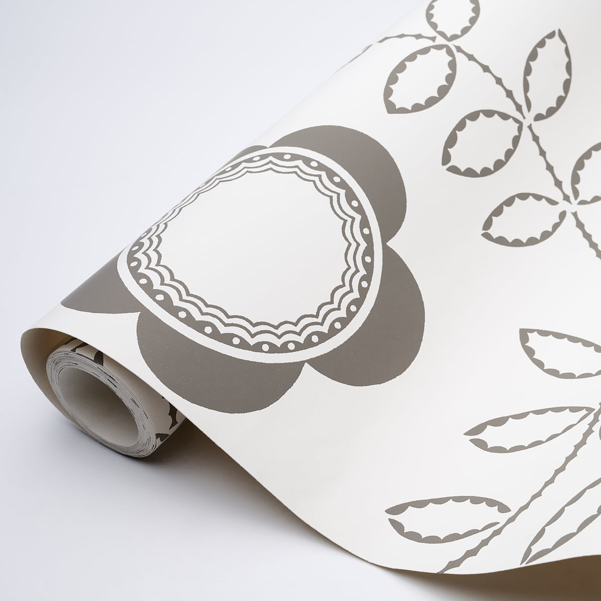 TUDOR ROSE | Charcoal White