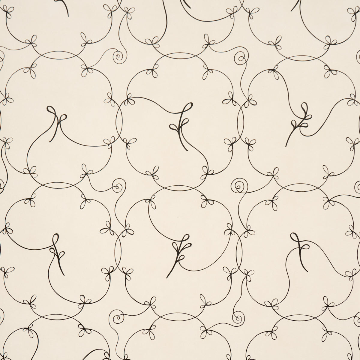 BRODERIE | Black & Ivory