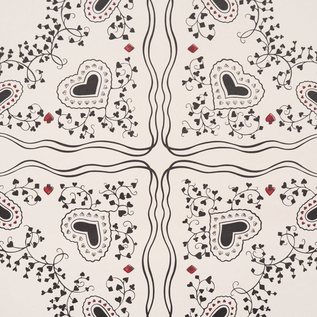 GARDEN OF HEARTS | Black & Ivory