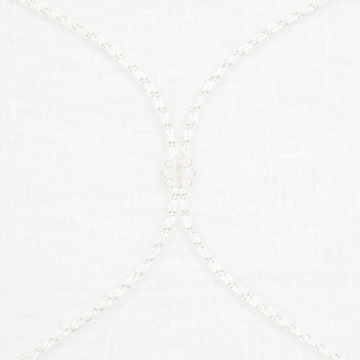 CELENA SHEER EMBROIDERY | Pearl