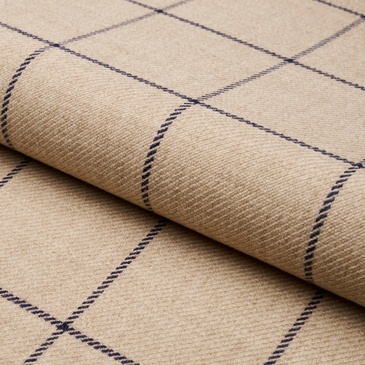 PLAID IN LANA BANCROFT | AVORIO