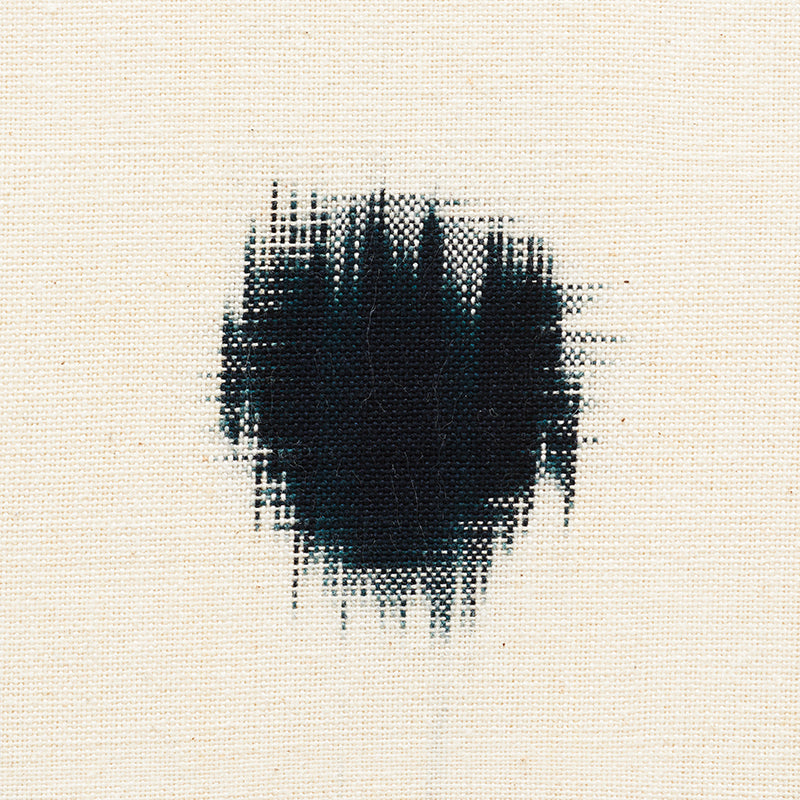 SAKURU IKAT | NERO