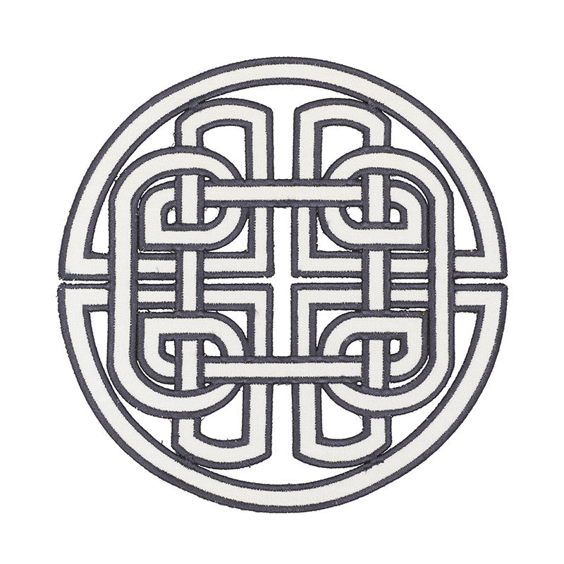 CHINOISERIE APPLIQUÉ | Spectator