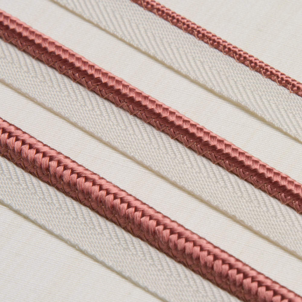 GUSTAVE SILK LIP CORD NARROW | Coral