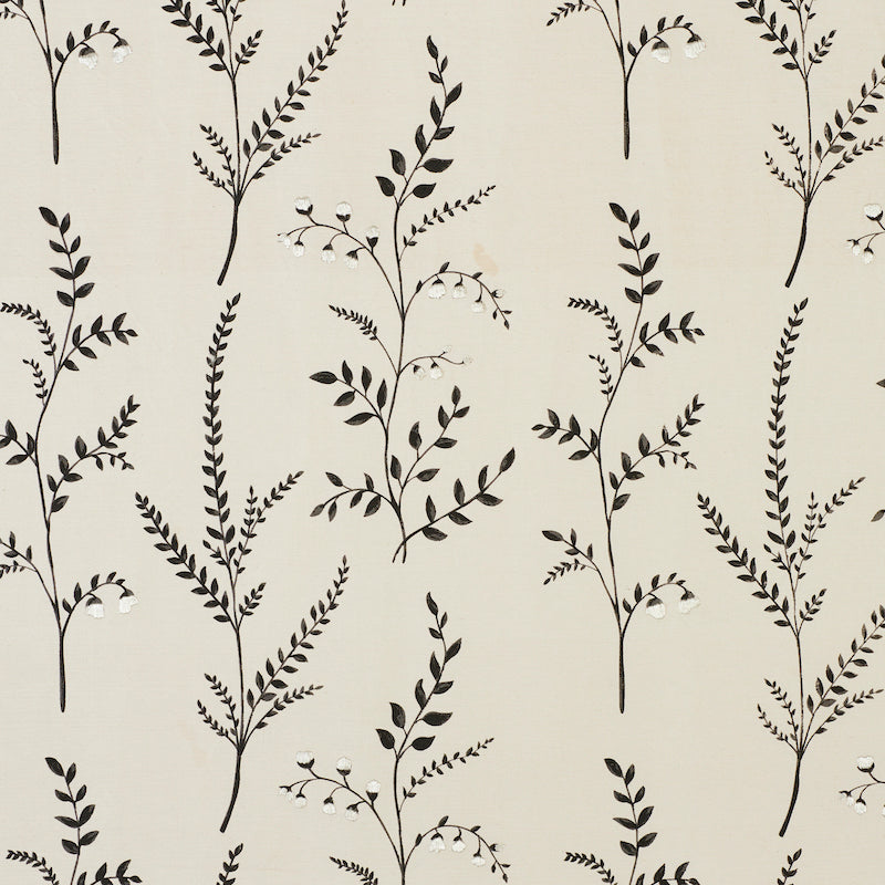 Cynthia Embroidered Print | Black