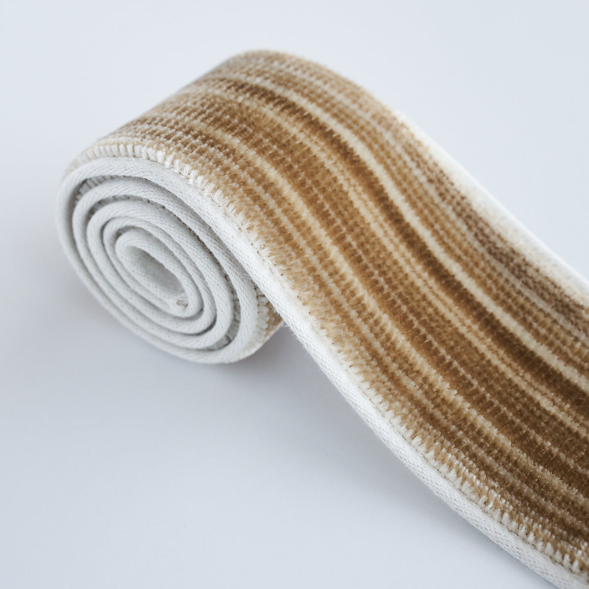 NASTRO IN VELLUTO GASPARD STRETTO | ORO