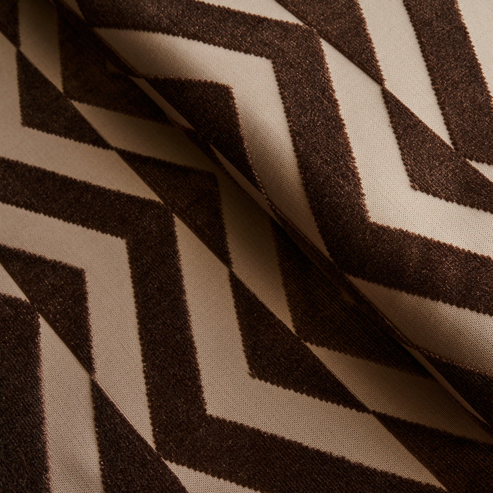 VELLUTO TAGLIO CHEVRON ROTTO | MARRONE SU CAMMELLO