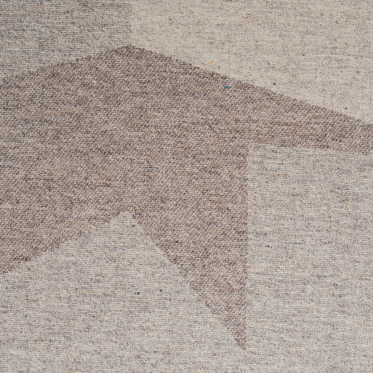 BREUER | Dove Grey