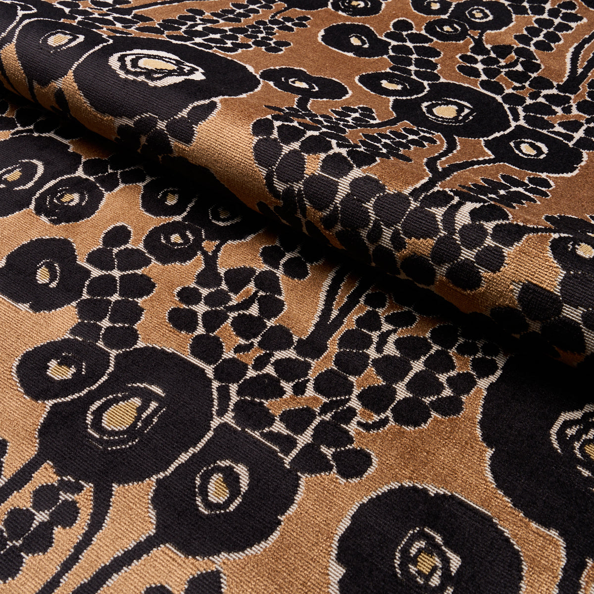 EMELIE VELVET | Bronze & Noir