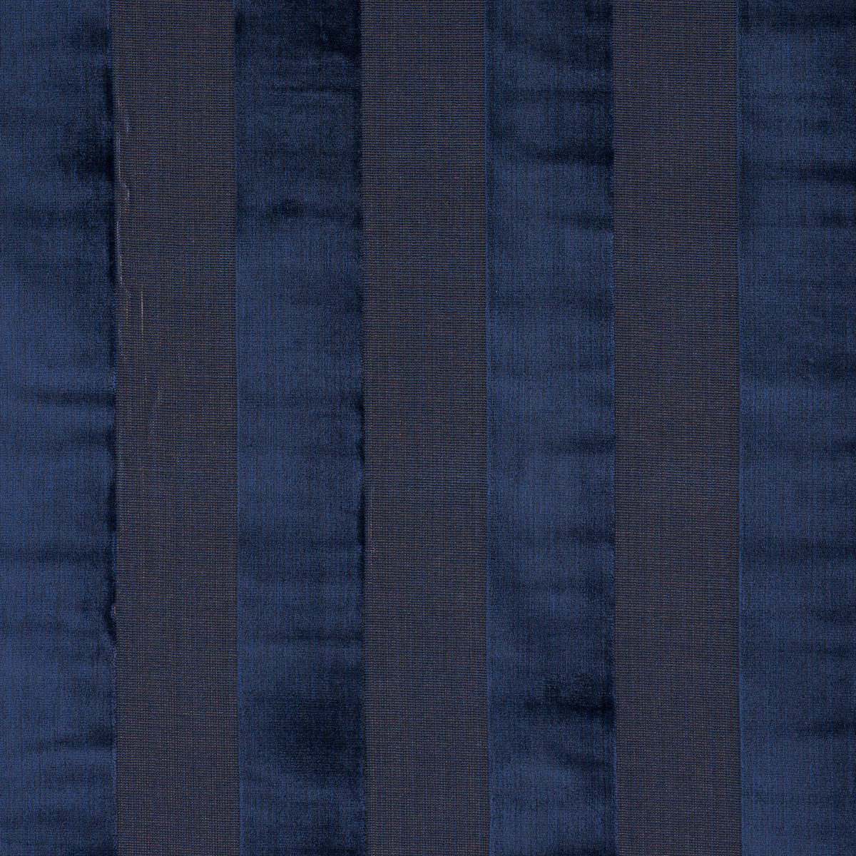CUNARD STRIÉ VELVET | Sapphire