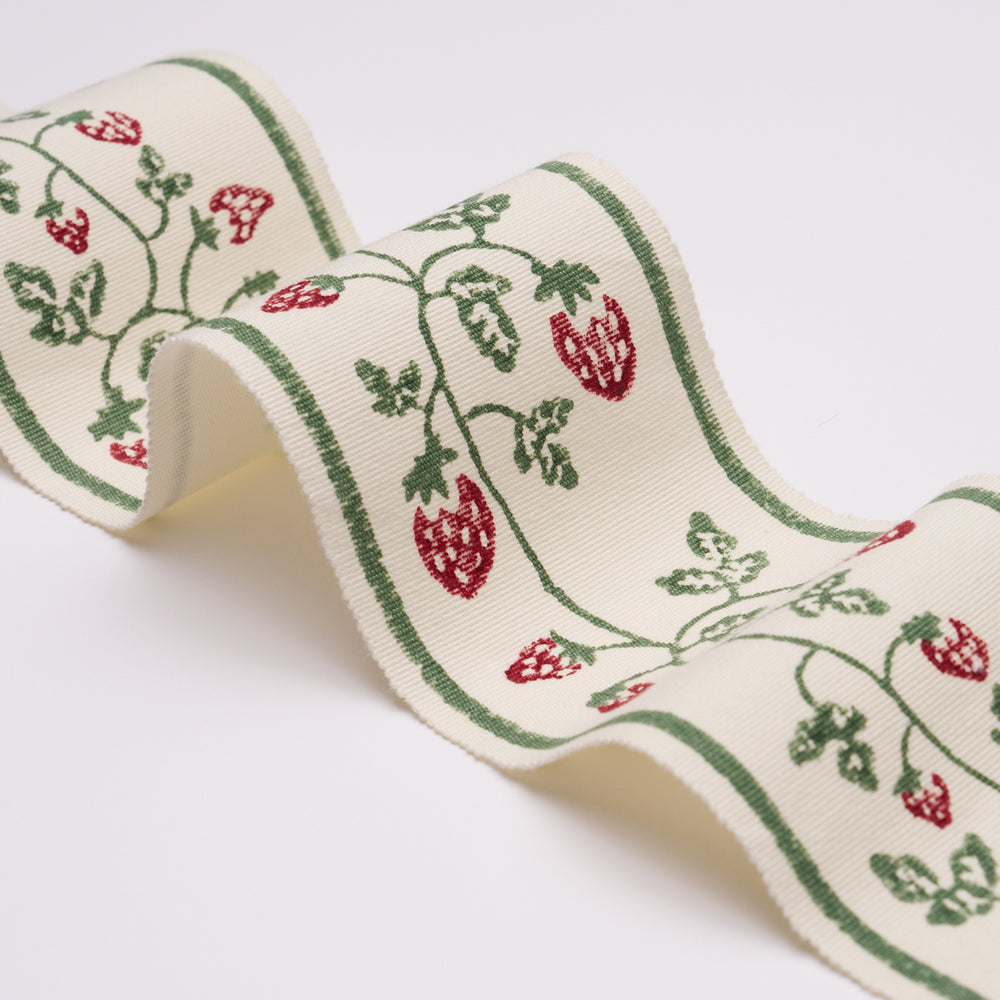 STRAWBERRY TRAIL HAND BLOCK TRIM | Dark Green
