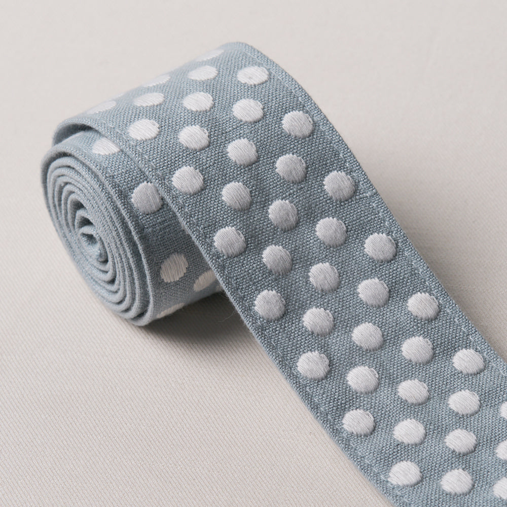 DOTTED EMBROIDERED TAPE | Sky