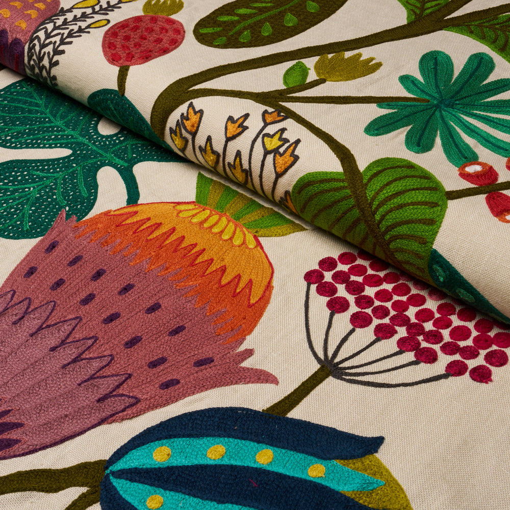 MODERN BOTANICAL EMBROIDERY | Paradise