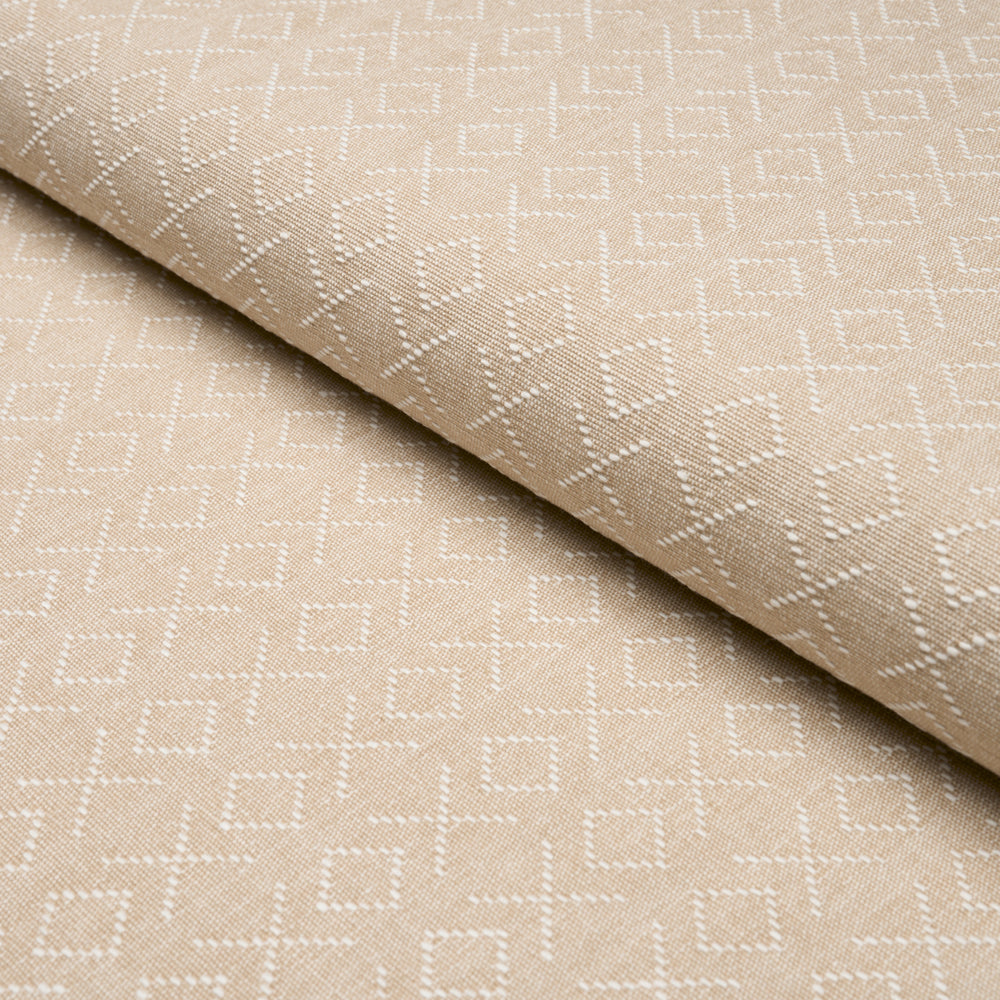 ROSS WEAVE | Neutral
