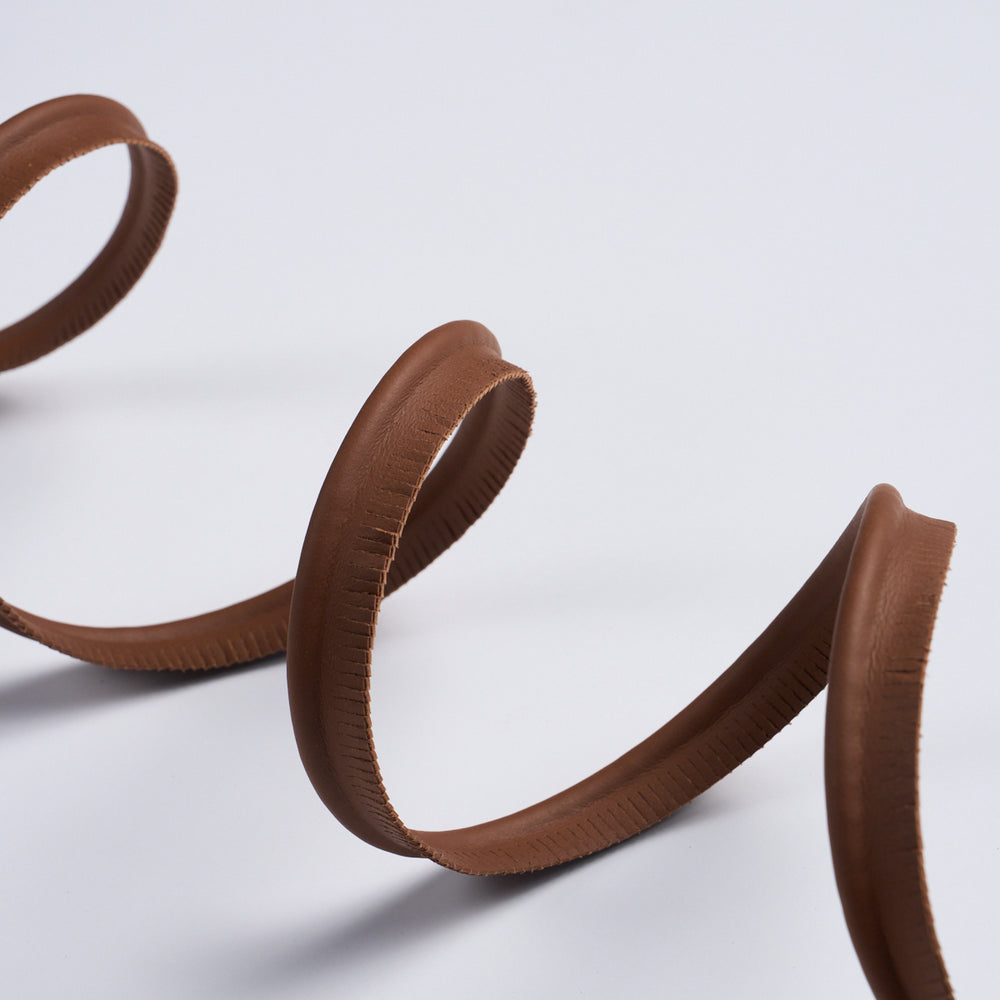 BURNHAM MEDIUM LEATHER PIPING | Brown