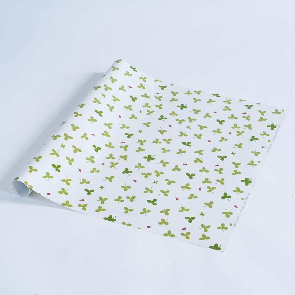 Celia Clover Wrapping Paper - Ivory