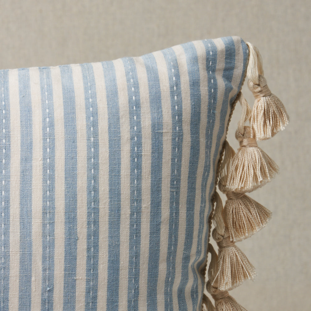 Cuscino a righe Mathis | Cielo