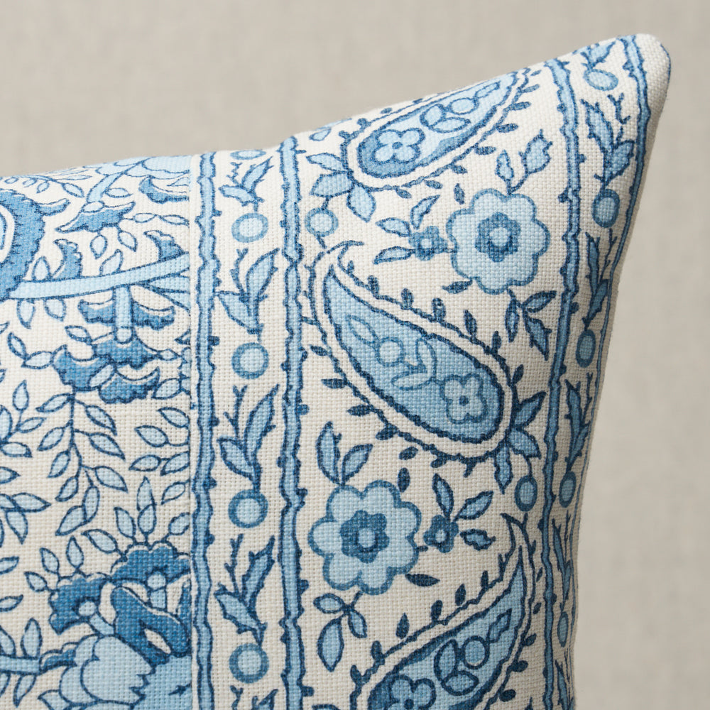Daisy I/O Pillow - Indigo