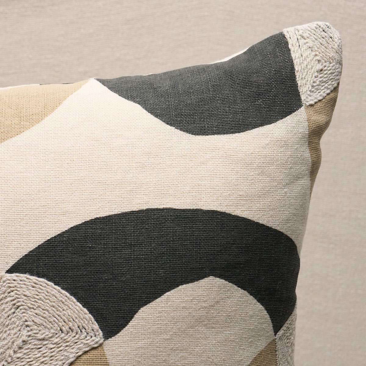 Conrad Pillow - Dune