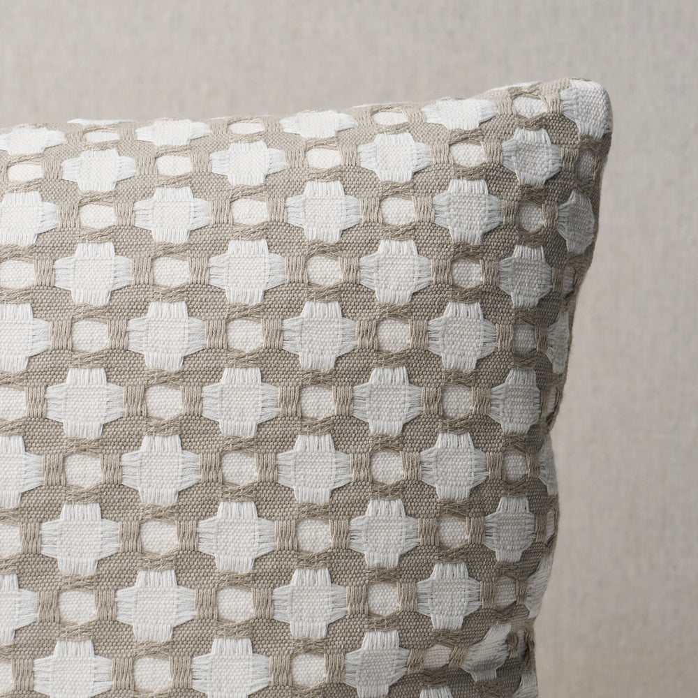 Tra il cuscino | Pietra/Bianco