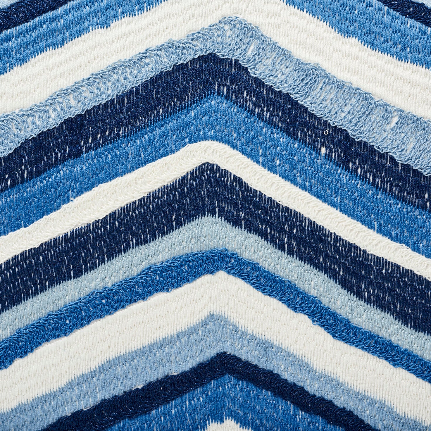 Cuscino ricamato Shasta | BLU