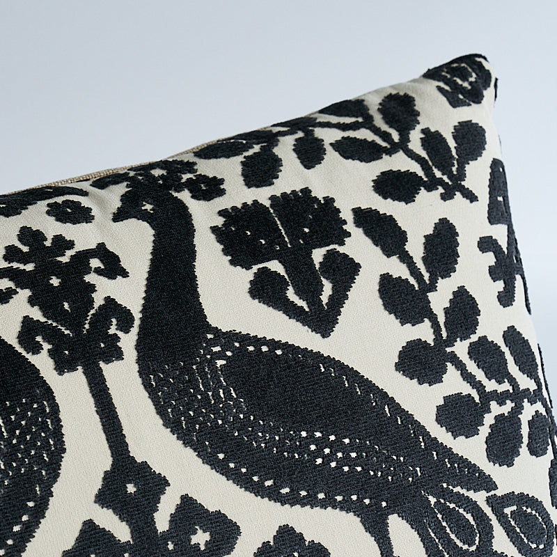 Cuscino in velluto Pavone | Carbonio