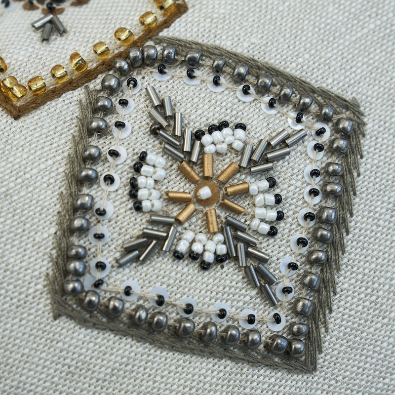 Cuscino ricamato Ezma | Neutro