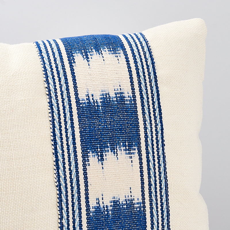 Cuscino Banyan Ikat | Blu bianco