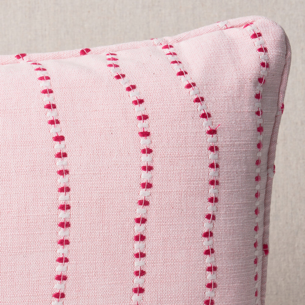 Cuscino ricamato Elodie | Rosa