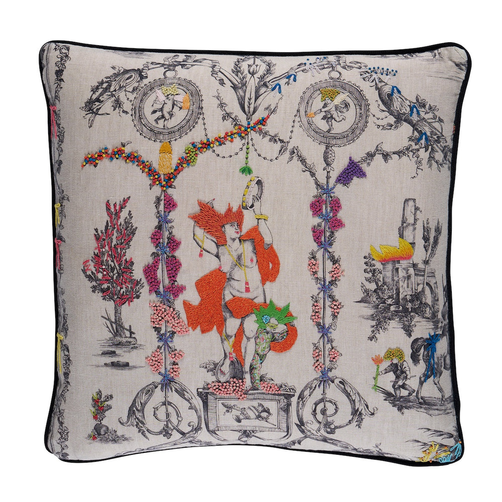 La Liberté Americaine Pillow | Multiverse
